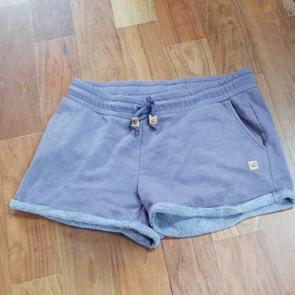 NWOT Tentree organic fleece shorts